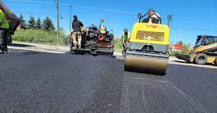 Best Concrete Driveway Installation  in Hornsby Bend, TX